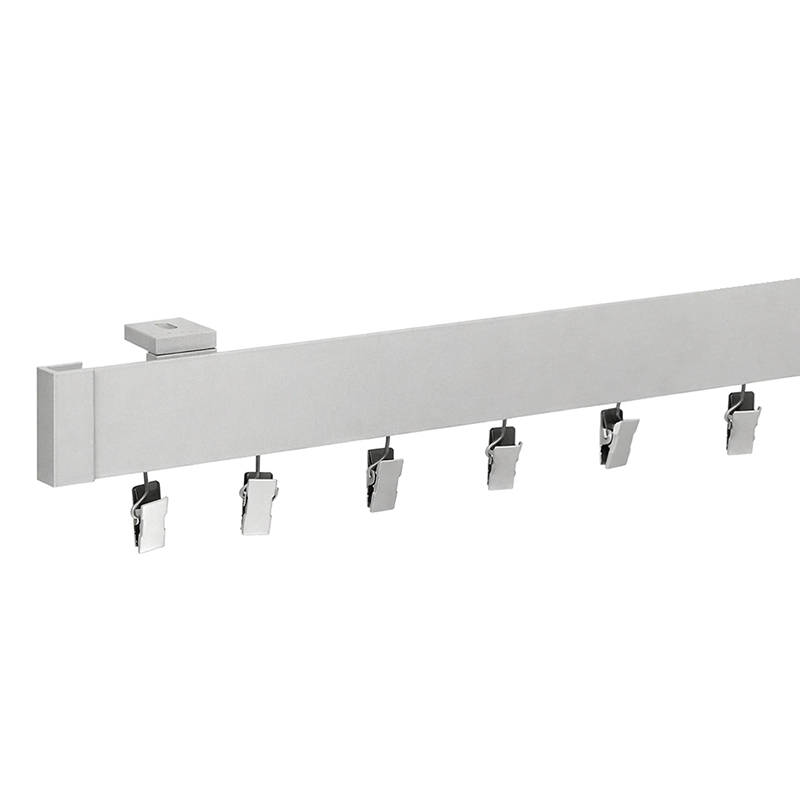 Jednoradové koľajnicové garniže MODERN s úchytmi a bežcami navrhnuté pre bezhlučné posúvanie závesov